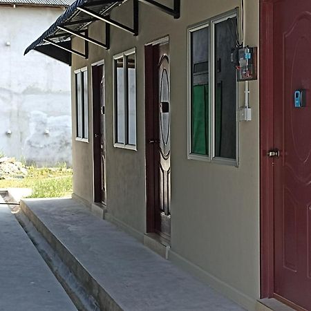 Depulauserai Roomstays Pekan Eksteriør bilde